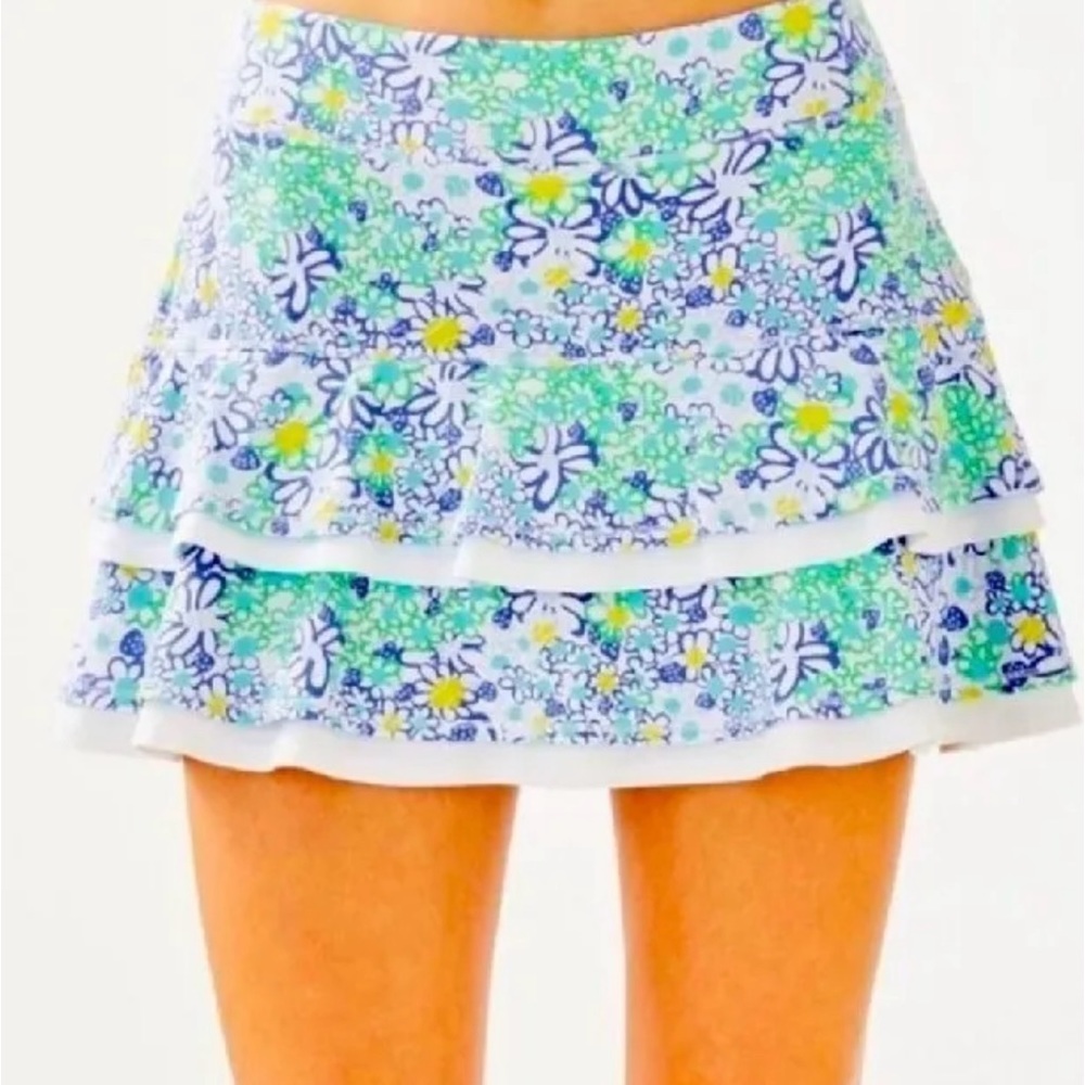 Lilly Pulitzer, Lucretia Zelda Meryl tiered Skort Bianca’s Love, Size Small.